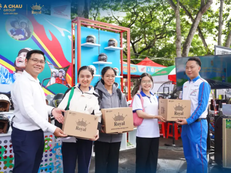 Lợi ích mũ bảo hiểm quà tặng có thương hiệu cho doanh nghiệp 5 Gắn liền trách nhiệm với xã hội thông qua mũ bảo hiểm quà tặng có thương hiệu