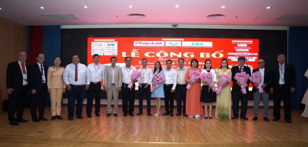 Lễ công bố chương trình CARAVAN lần thứ 3 tại Cà Mau 1 Lê công bố chương trình CARVAN lần thứ 3