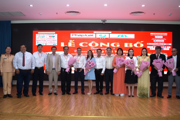 tap-doan-a-chau-nha-tai-tro-kim-cuong