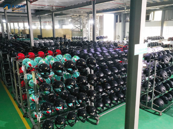 Á Châu- công ty phân phối mũ bảo hiểm chính hãng