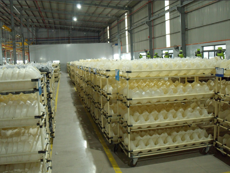 Xưởng sản xuất mũ bảo hiểm Á Châu có khả năng sản xuất lên tới 100.000 chiếc mỗi ngày