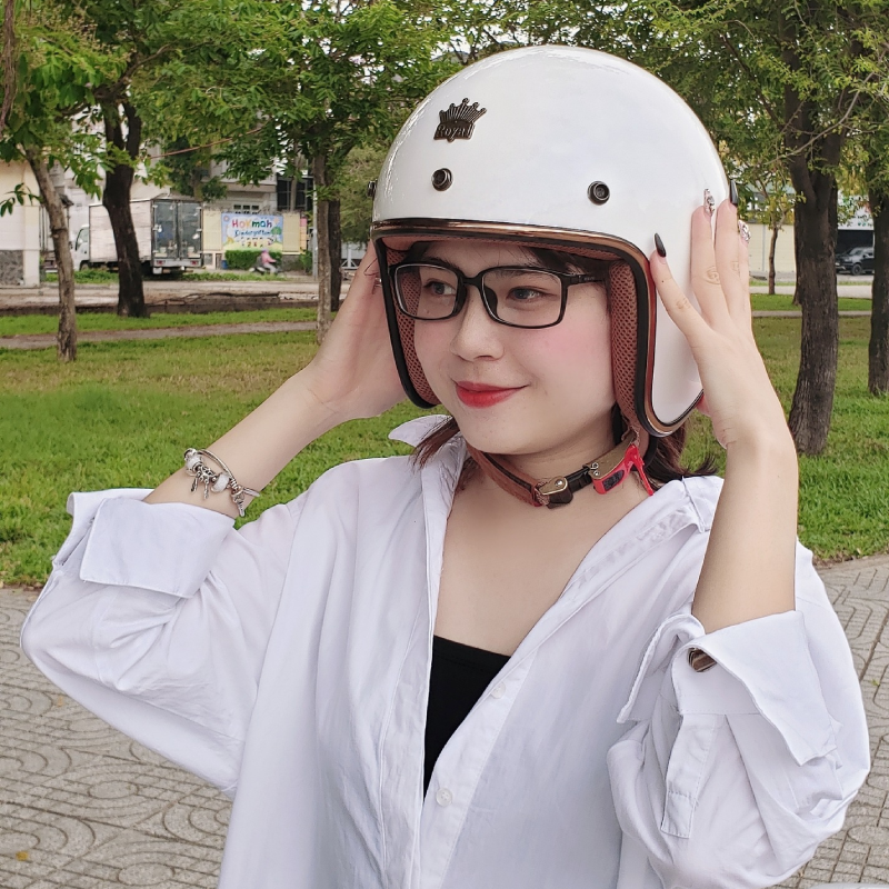 Hướng dẫn các bước đội mũ bảo hiểm đúng cách chuẩn nhất 7 Lưu ý khi thực hiện các bước đội mũ bảo hiểm đúng cách