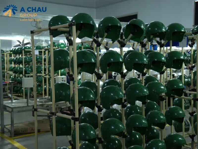 Xưởng in nón bảo hiểm quà tặng tốt nhất 2025 6 Nên lựa chọn công ty sản xuất trực tiếp để tối ư chi phí