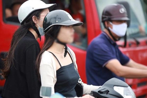 Đội mũ bảo hiểm không đạt chuẩn sẽ bị phạt