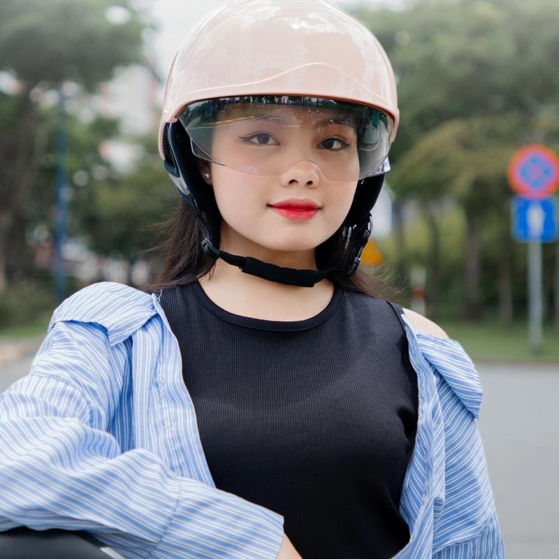 21 mẫu mũ bảo hiểm nữ đẹp nhất hiện nay 2 Mũ bảo hiểm dành cho nữ phải phù hợp với khuôn mặt