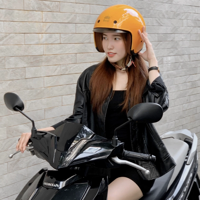 Nón bảo hiểm nữ cao cấp Royal M139