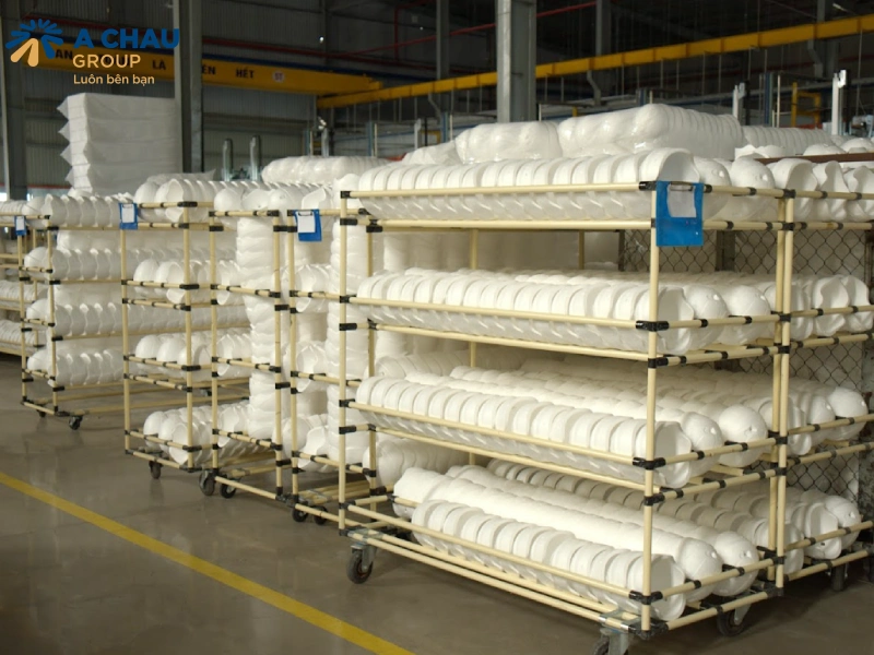 Xưởng in mũ bảo hiểm tại tphcm chất lượng cao giá tốt 2 Á Châu sử dụng nguyên liệu xốp EPS cao cấp