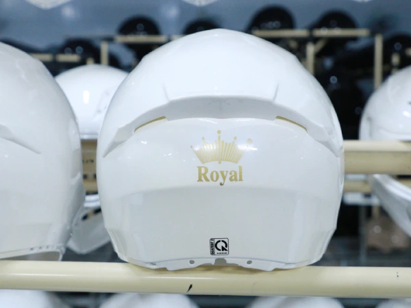 Xưởng in mũ bảo hiểm tại tphcm chất lượng cao