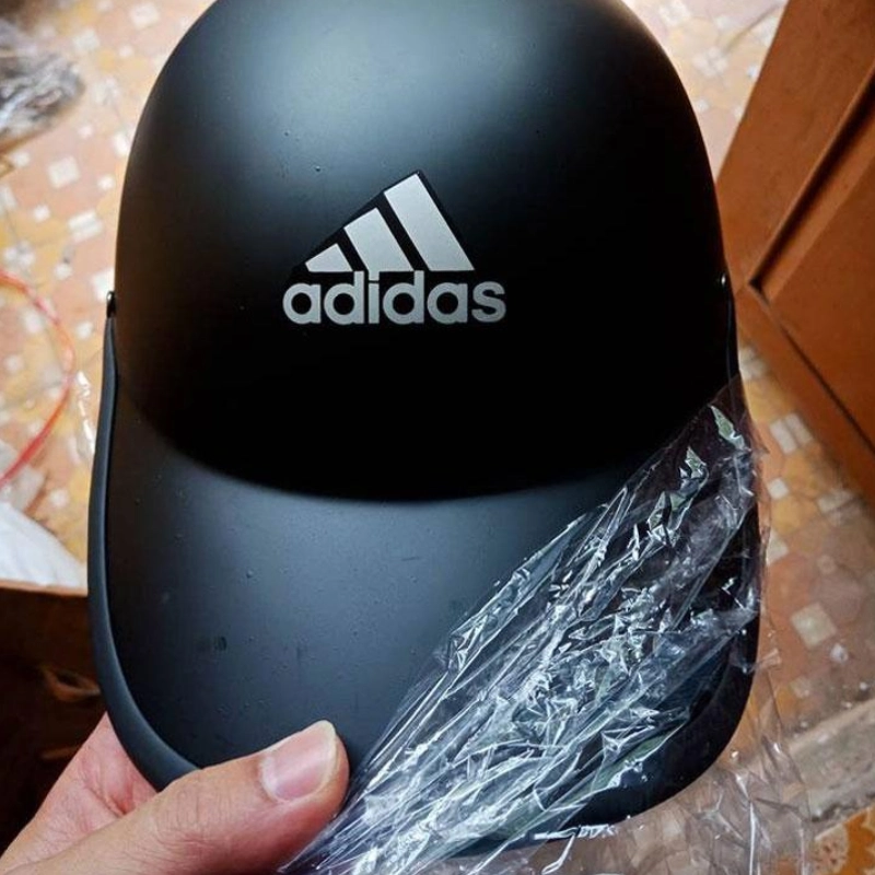 Mũ bảo hiểm lưỡi trai nào được đội, loại nào bị cấm khi đi xe máy 3 Nón bảo hiểm lưỡi trai không đạt chuẩn sẽ bị cấm lưu thông