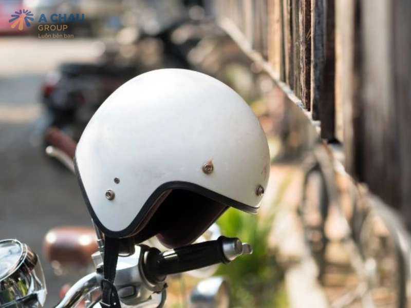 Sửa mũ bảo hiểm nhiều lần ảnh hưởng tới chất lượng của nón