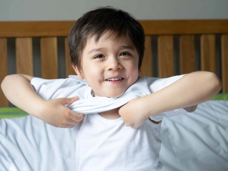 Trẻ 3 tuổi có đặc điểm thể chất như thế nào?