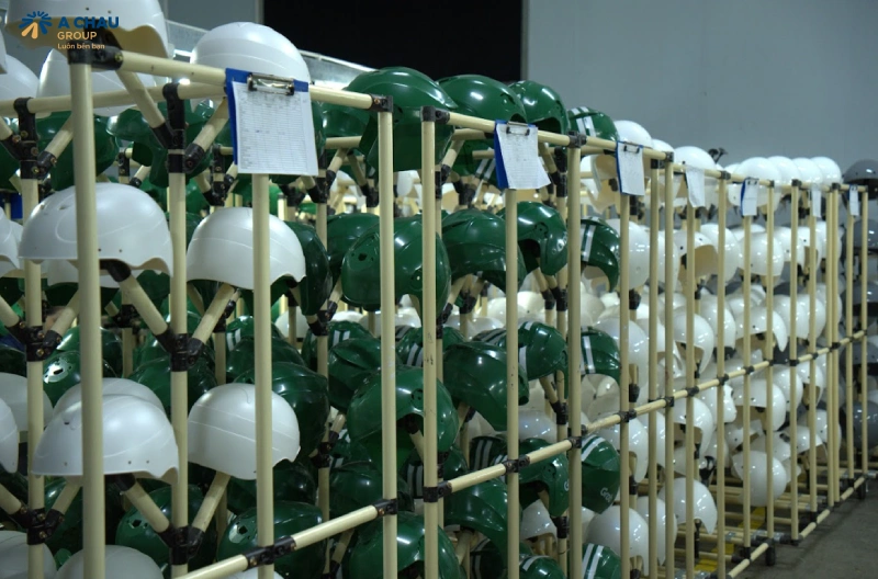 Đặt gia công nón bảo hiểm doanh nghiệp sẽ tối ưu được chi phí rất nhiều