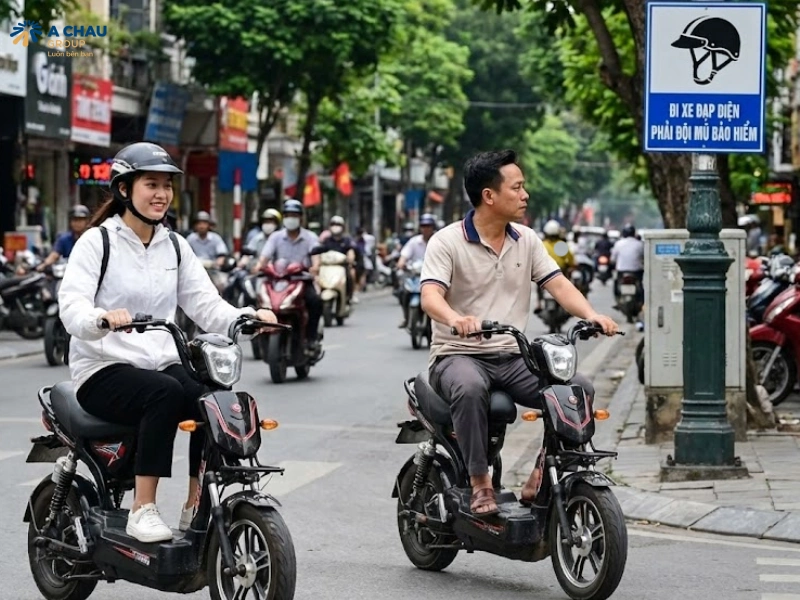 Chạy xe đạp điện có cần đội mũ bảo hiểm không?