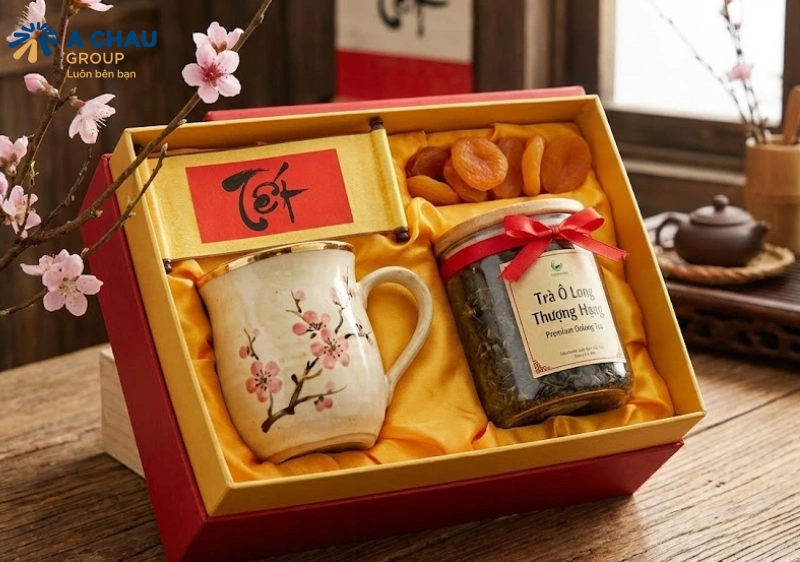 Set quà tết doanh nghiệp ly sứ + trà thượng hạng