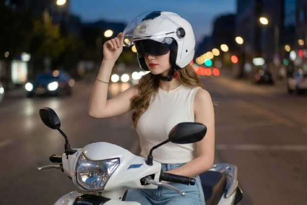 Các bước đội mũ bảo hiểm chuẩn nhất