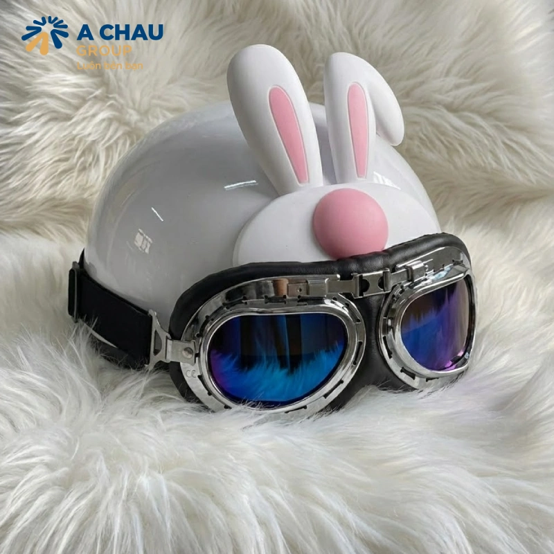 Mũ bảo hiểm tai thỏ đẹp dễ thương