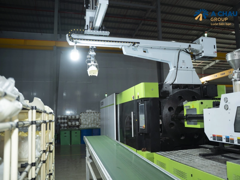 Quy trình đặt làm mũ bảo hiểm quảng cáo tại Á Châu đến giai đoạn sản xuất hàng loạt sau khi ký hợp đồng