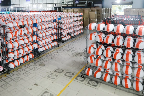 Công ty sản xuất nón bảo hiểm quảng cáo chất lượng cao