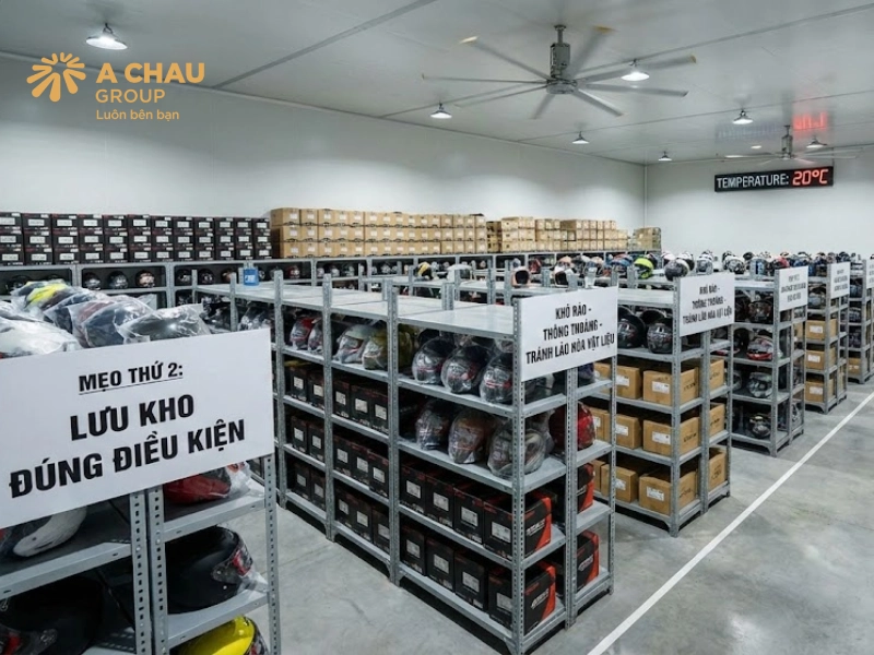 Mẹo giữ mũ bảo hiểm quảng cáo luôn bên đẹp thứ 2 là lưu kho đúng cách 