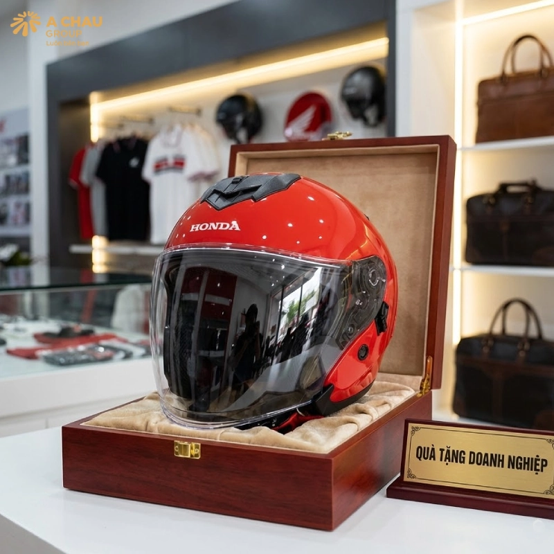 Mũ bảo hiểm in logo doanh nghiệp