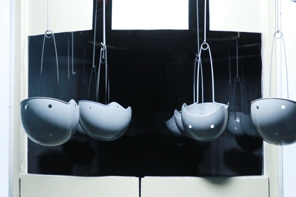 Kỹ thuật sơn mũ bảo hiểm quà tặng