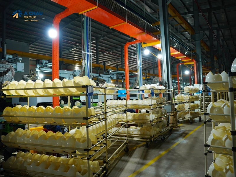 Hình ảnh nhà máy sản xuất nón bảo hiểm đạt chuẩn chất lượng cao